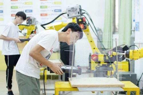 工業(yè)機(jī)器人 未來工廠網(wǎng)絡(luò)工程的智能引擎